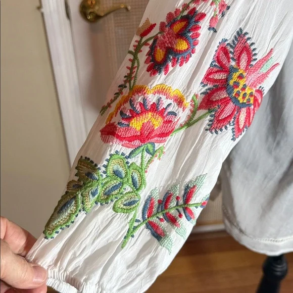 NWT! Retail $295 Johnny Was Ivory Blouse with Colorful Embroidery - Picture 7 of 10